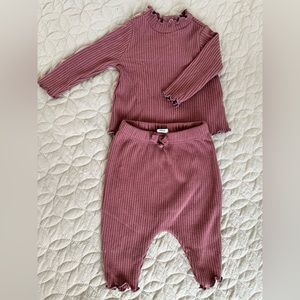 Old Navy 2 piece Set 0-3 month